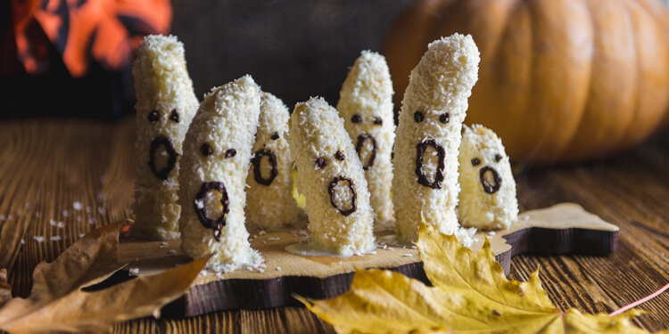 Chocolate-Dipped Banana Ghosts