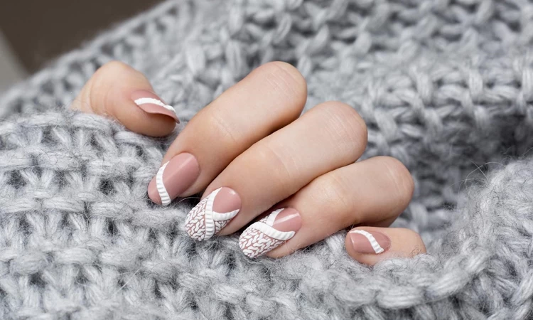 Cozy knitted manicure: fashionable ideas for nails