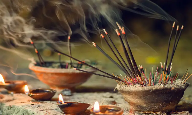 Types of incense sticks (incense), their benefits and harms, methods of use