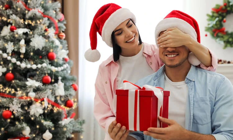 What interesting things can you give your husband for the New Year?